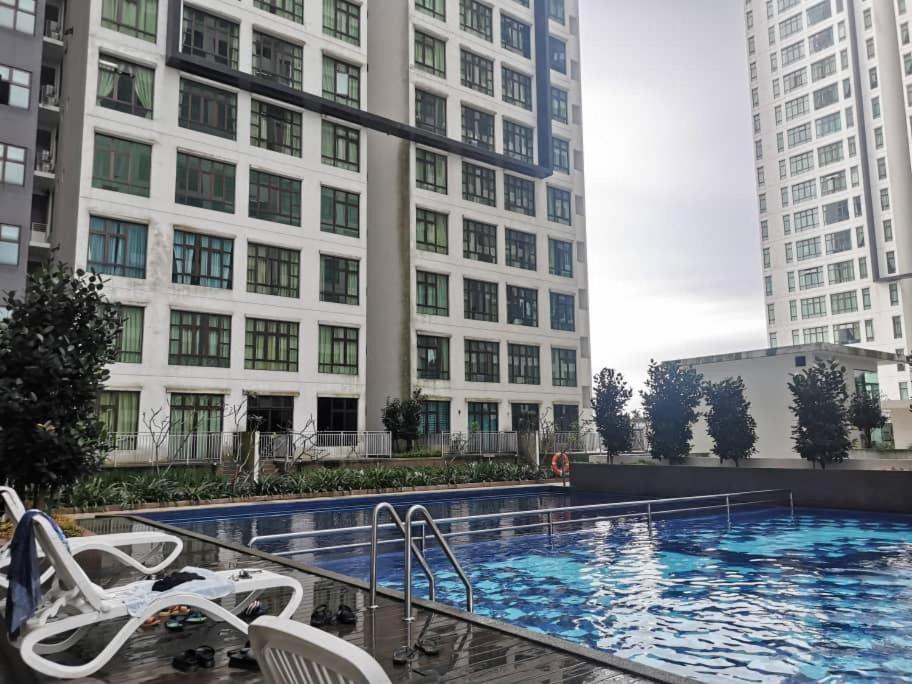Dsummit 3bedroom Wifi Netflix 5 Pax *